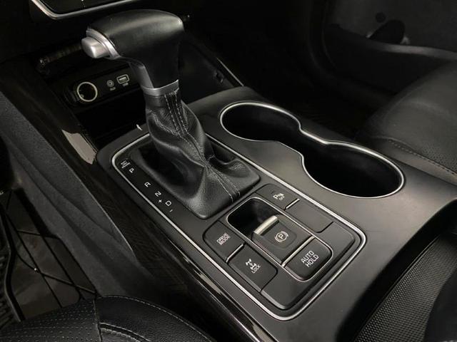 Photo of 2020 Red Kia Sorento