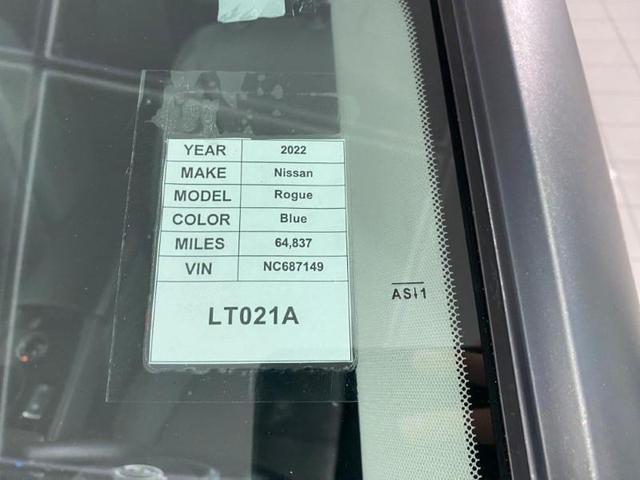 Photo of 2022 Caspian Blue Nissan Rogue