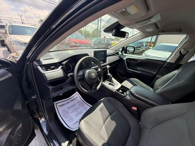 Photo of 2020 Midnight Black Metallic Toyota RAV4