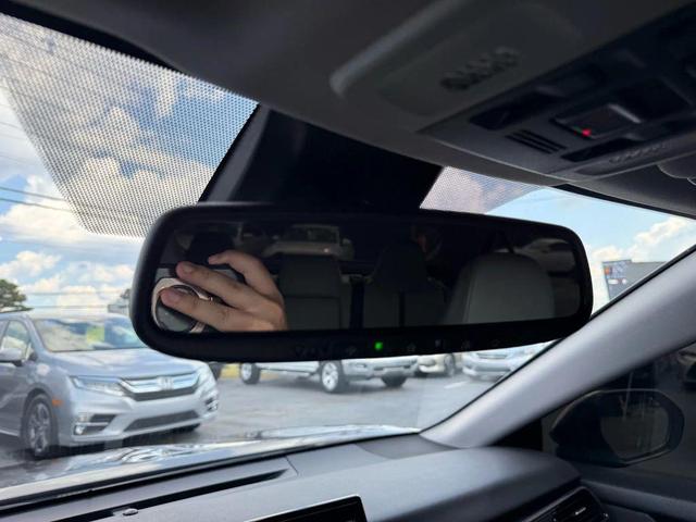 Photo of 2022 Gray Toyota Camry