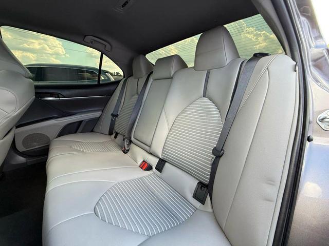 Photo of 2022 Gray Toyota Camry