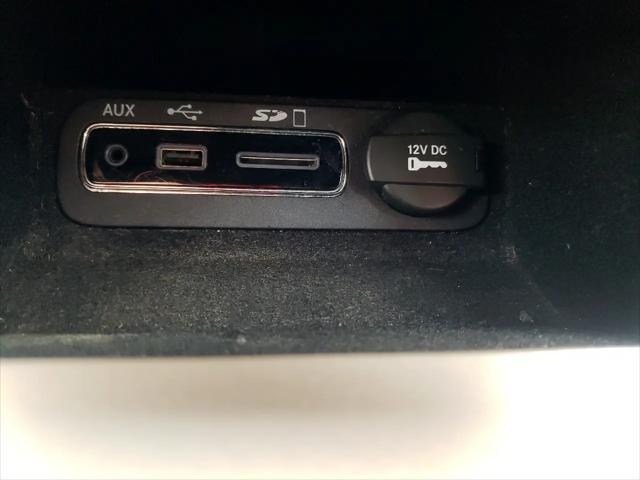 Photo of 2015 Gray Jeep Grand Cherokee
