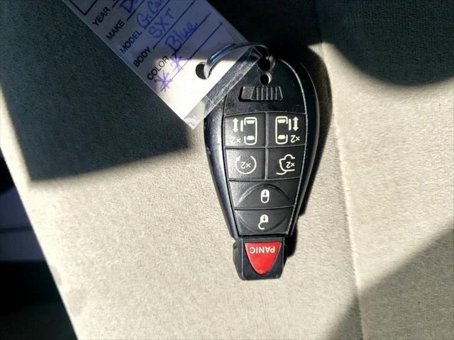 Photo of 2012 Blue Dodge Grand Caravan