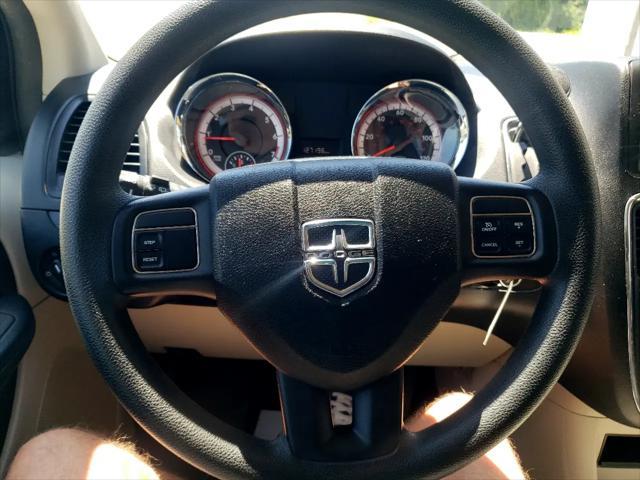 Photo of 2012 Blue Dodge Grand Caravan