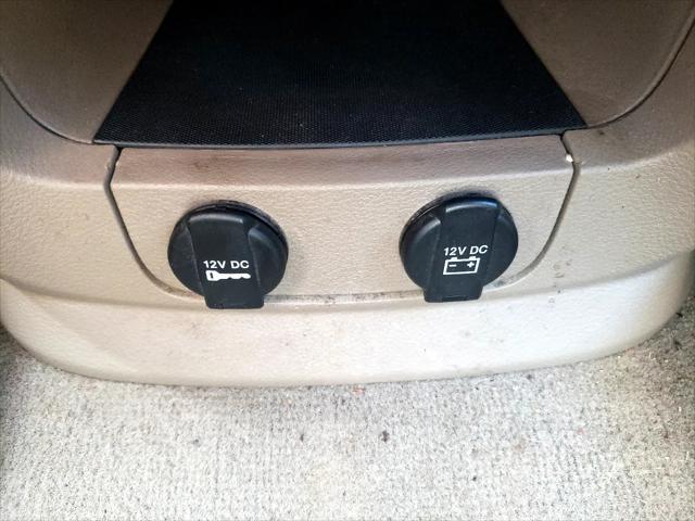 Photo of 2015 Tan Chrysler Town & Country