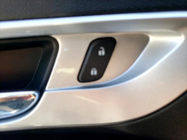 Photo of 2017 Blue Chevrolet Equinox
