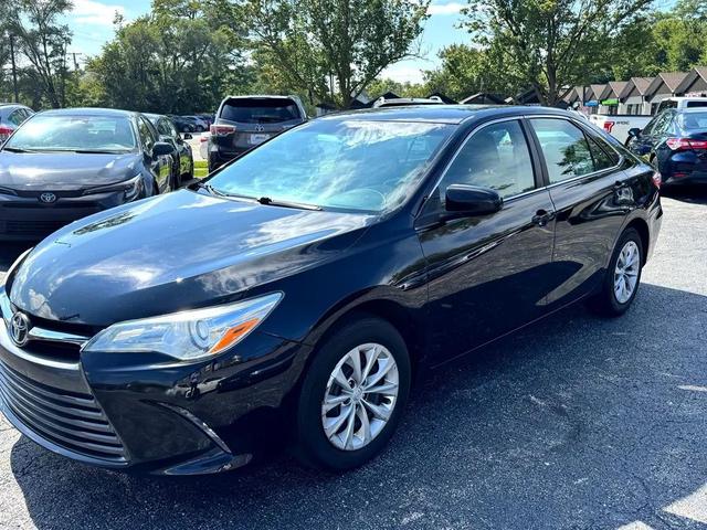 Photo of 2016 Black Toyota Camry