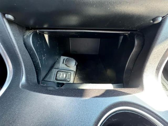 Photo of 2016 Black Toyota Camry