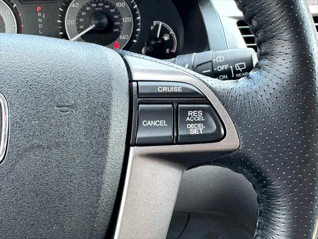 Photo of 2017 Black Honda Odyssey