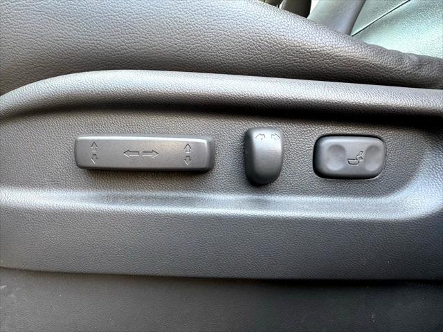 Photo of 2017 Black Honda Odyssey
