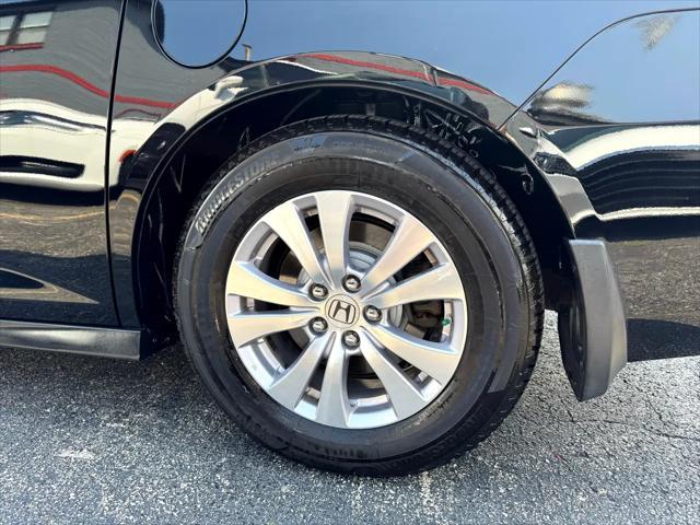 Photo of 2017 Black Honda Odyssey