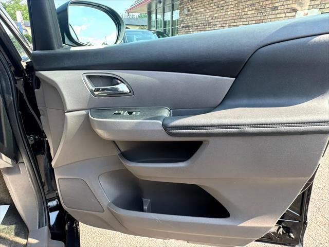 Photo of 2017 Black Honda Odyssey