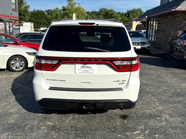 Photo of 2015 Pearl White Dodge Durango
