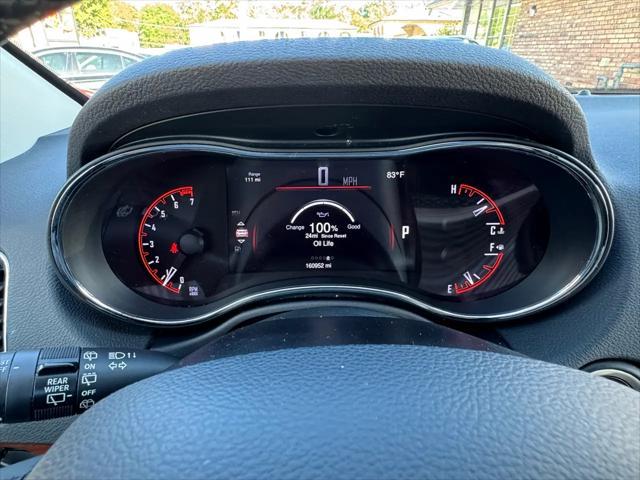 Photo of 2015 Pearl White Dodge Durango