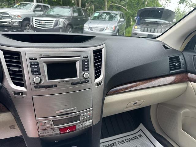 Photo of 2013 Twilight Blue Metallic Subaru Legacy