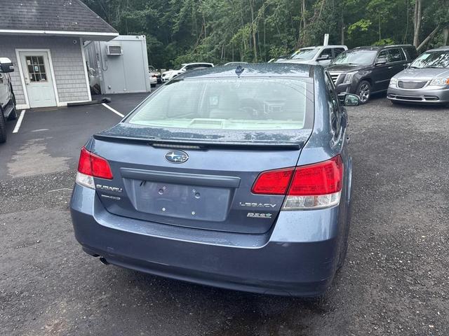 Photo of 2013 Twilight Blue Metallic Subaru Legacy