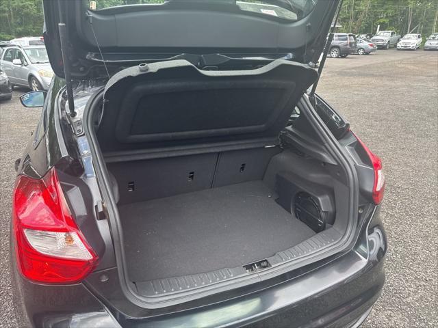 Photo of 2013 Tuxedo Black Metallic Ford Focus ST