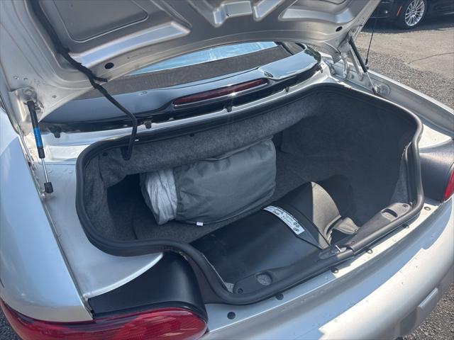 Photo of 2000 Silver Chrysler Sebring