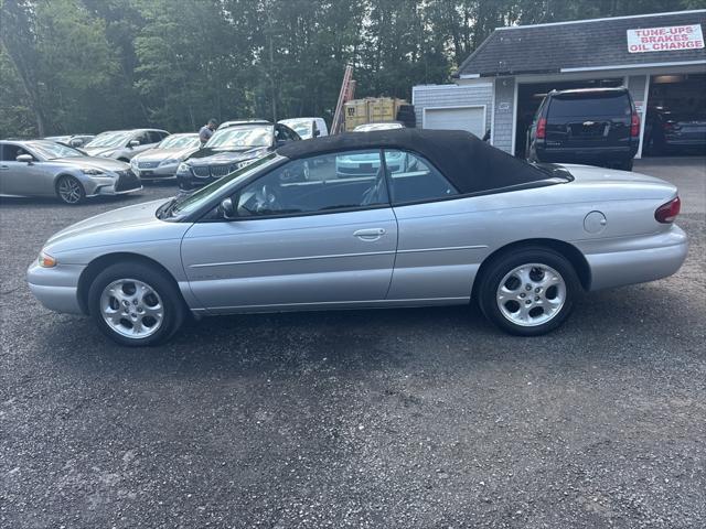 Photo of 2000 Silver Chrysler Sebring