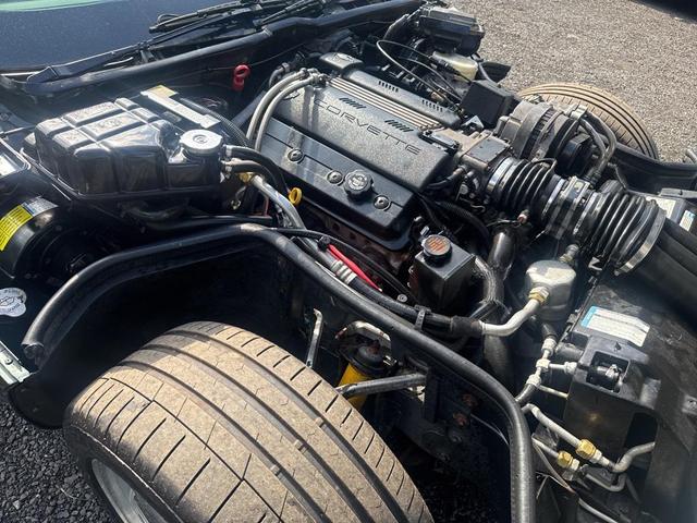Photo of 1996 POLO GREEN Chevrolet Corvette