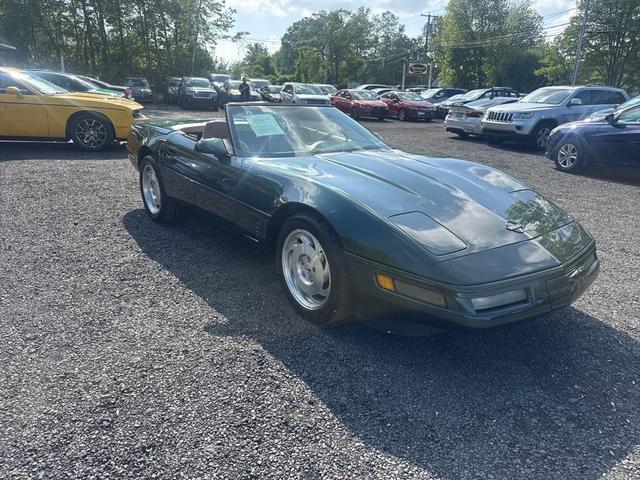 Photo of 1996 POLO GREEN Chevrolet Corvette