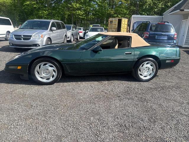 Photo of 1996 POLO GREEN Chevrolet Corvette
