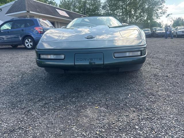 Photo of 1996 POLO GREEN Chevrolet Corvette