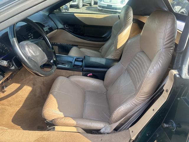 Photo of 1996 POLO GREEN Chevrolet Corvette