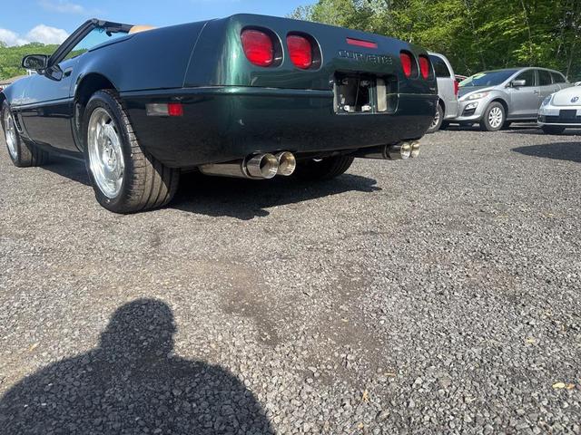 Photo of 1996 POLO GREEN Chevrolet Corvette