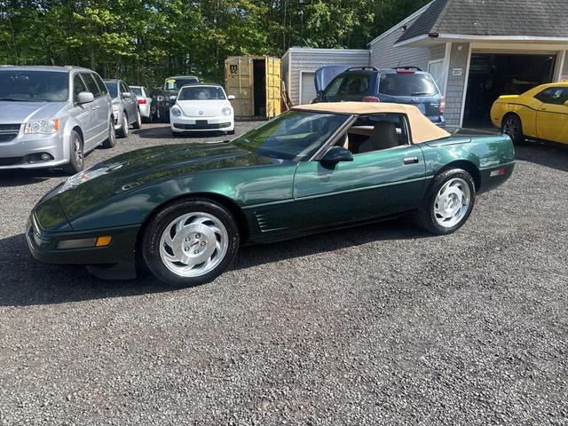 Photo of 1996 POLO GREEN Chevrolet Corvette