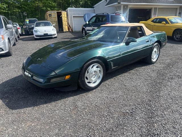Photo of 1996 POLO GREEN Chevrolet Corvette