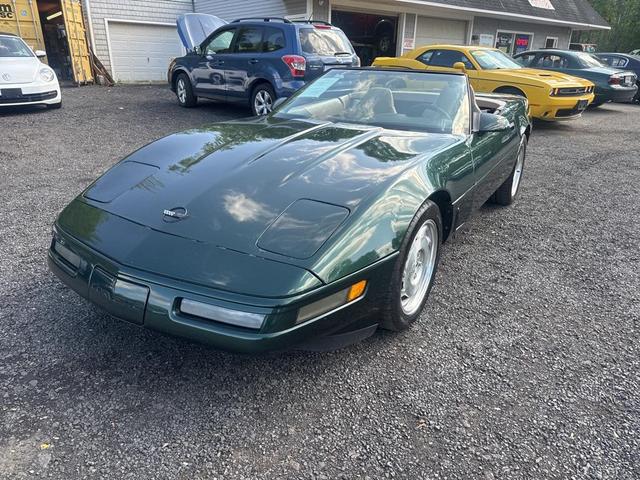 Photo of 1996 POLO GREEN Chevrolet Corvette