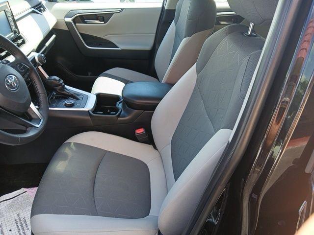 Photo of 2022 Midnight Black Metallic Toyota RAV4 Hybrid