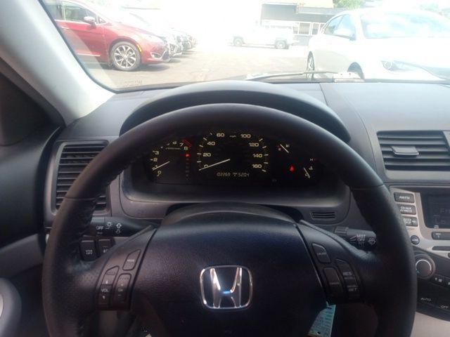 Photo of 2006 Graphite Pearl Honda Accord
