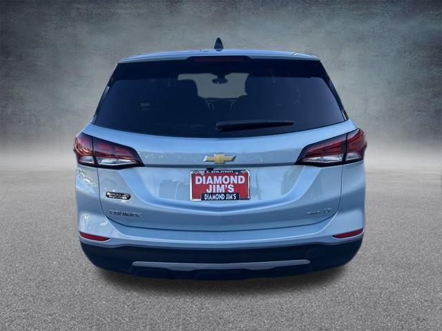 Photo of 2022 Seaglass Blue Metallic Chevrolet Equinox