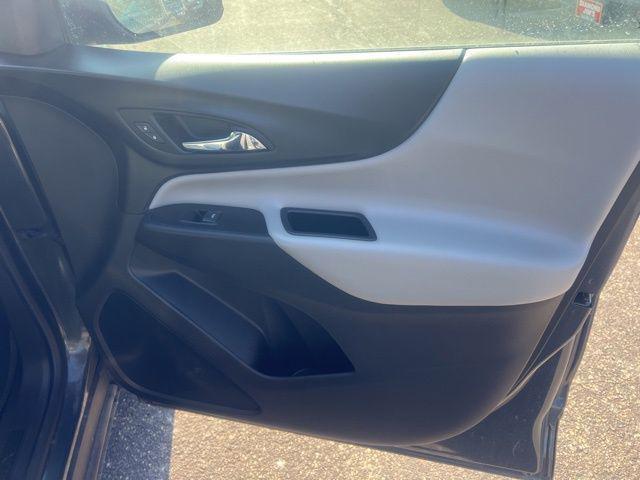 Photo of 2021 Nightfall Gray Metallic Chevrolet Equinox