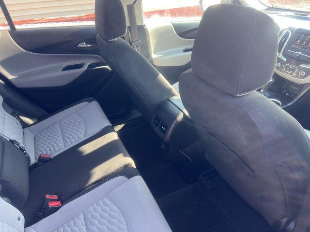 Photo of 2021 Nightfall Gray Metallic Chevrolet Equinox