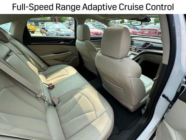 Photo of 2017 White Frost Tricoat Buick LaCrosse