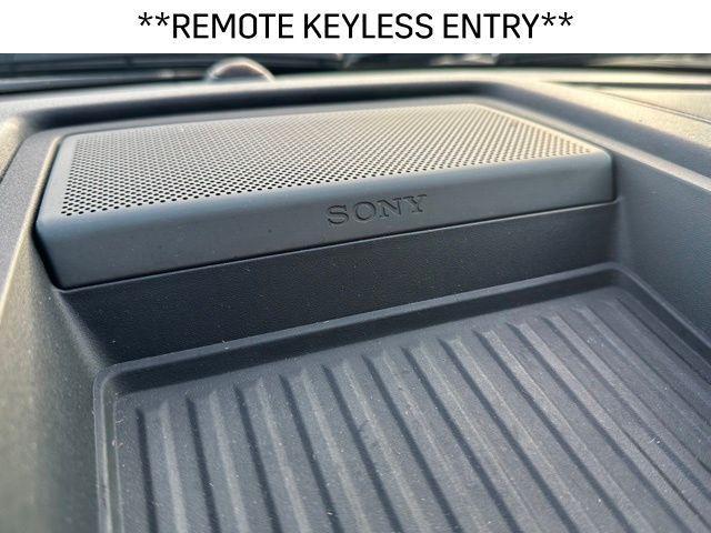 Photo of 2015 Tuxedo Black Metallic Ford F-150