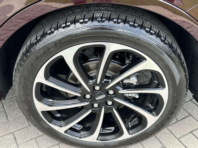 Photo of 2024 Red Metallic Lincoln Nautilus