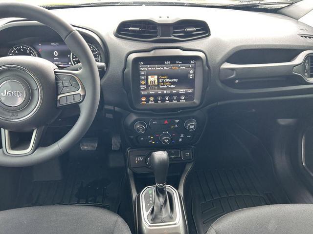 Photo of 2022 Black Clearcoat Jeep Renegade