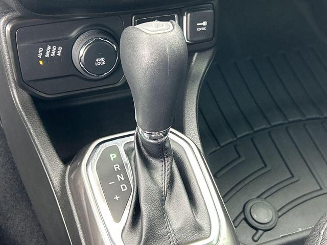 Photo of 2022 Black Clearcoat Jeep Renegade