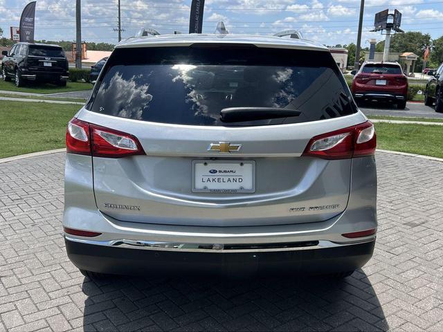 Photo of 2021 Silver Ice Metallic Chevrolet Equinox