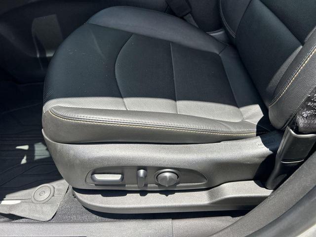 Photo of 2021 Silver Ice Metallic Chevrolet Equinox