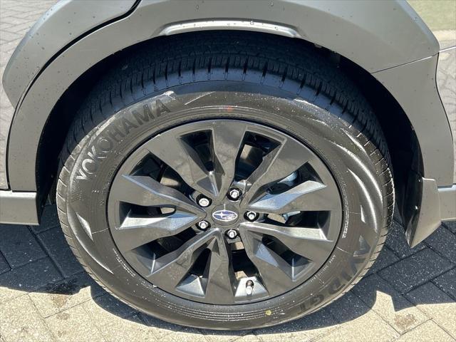 Photo of 2025 Magnetite Gray Metallic Subaru Outback