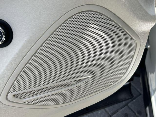Photo of 2022 Summit White Buick Envision