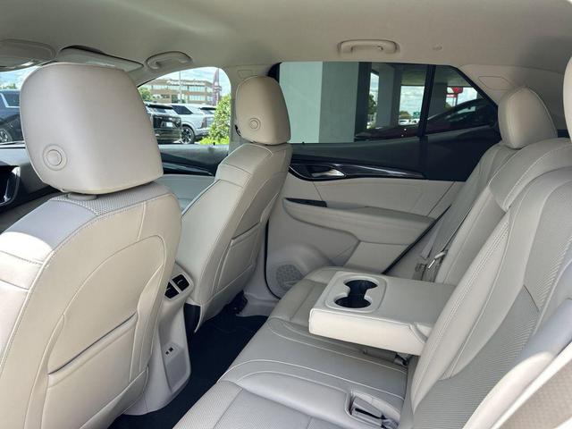 Photo of 2022 Summit White Buick Envision