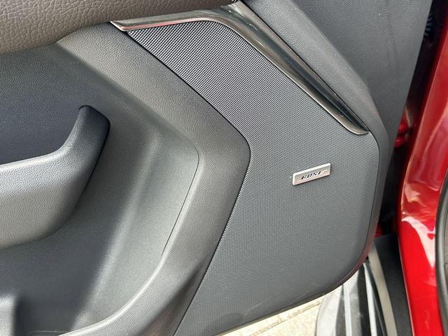 Photo of 2024 Volcanic Red Tintcoat GMC Yukon
