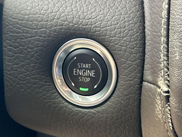 Photo of 2024 Volcanic Red Tintcoat GMC Yukon