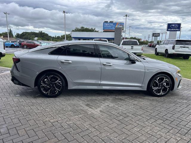 Photo of 2025 Wolf Gray Kia K5